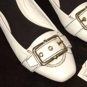 White leather Zara flats